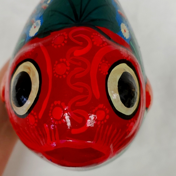 Vintage Talavera handmade and hand painted red ware fish art piece - Picture 7 of 10
